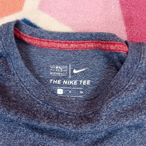 The Nike Tee Boston Red Sox Men's T-Shirt Crewneck Short Sleeve Size Small - Picture 3 of 4